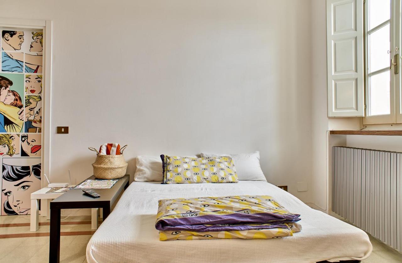 Colorato E Vivace Bilocale Apartment ลุคคา ภายนอก รูปภาพ