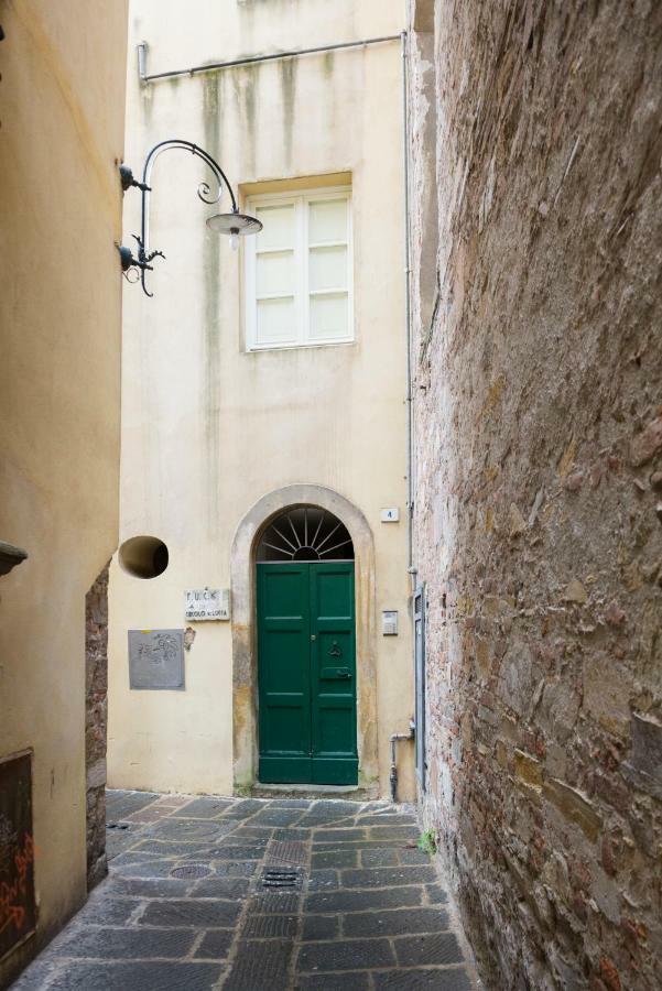 Colorato E Vivace Bilocale Apartment ลุคคา ภายนอก รูปภาพ